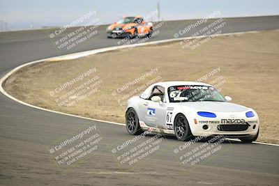 media/Jan-26-2025-CalClub SCCA (Sun) [[cfcea7df88]]/Group 4/Race/